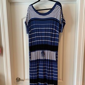 Ava And Viv Maxi dress